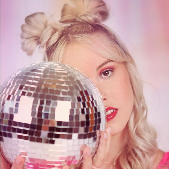 Meet your Posher, poshin4college - Picture 4 of 6